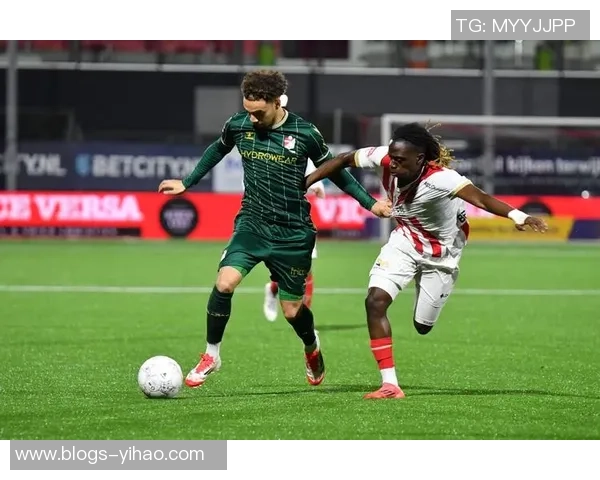 埃门与埃因霍温激战正酣比分揭晓精彩瞬间回顾