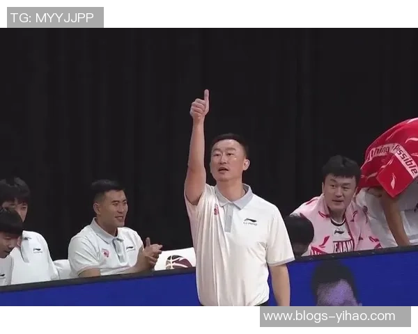 布拉奇与易建联的巅峰对决谁能在篮球场上笑到最后